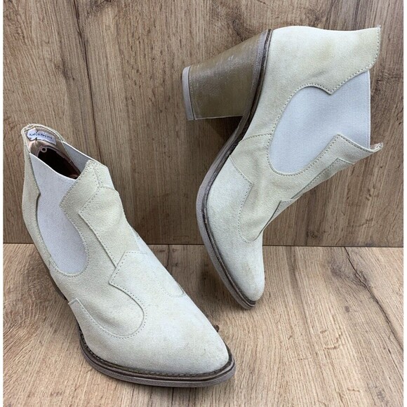 LASCANA Shoes - Lascana Ankle Boots Women’s 9 Beige Suede Leather Pull On One Two Made In Italy